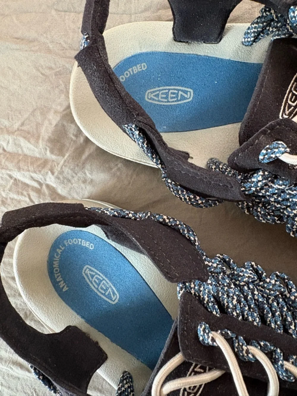 KEEN Uneek 8mm Flat Cord Sandal. Size 10.5.